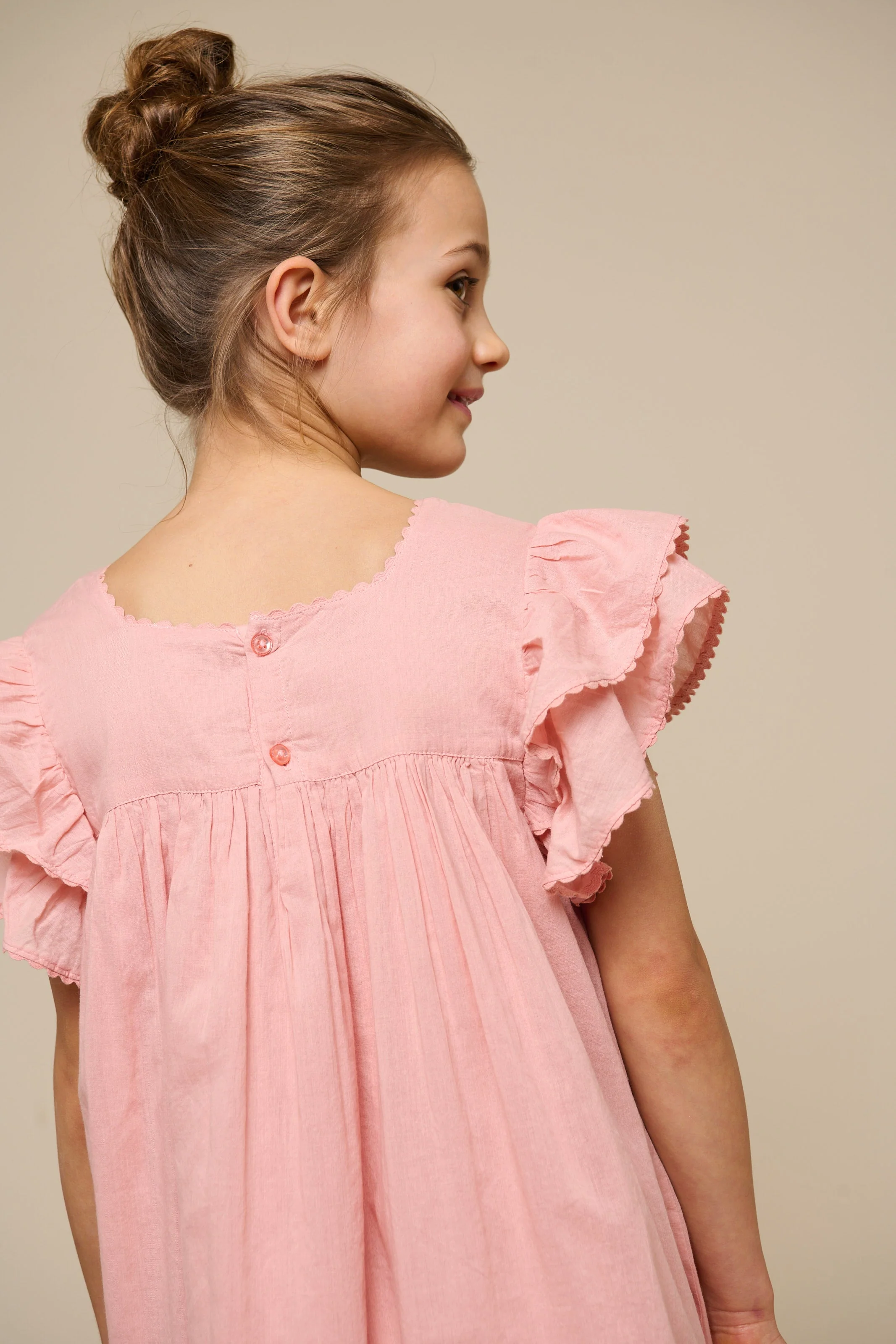 Baumwollkleid mit Zick Zack Rüsche - Tween - Rose Tan | 101065 Alma - Image 7