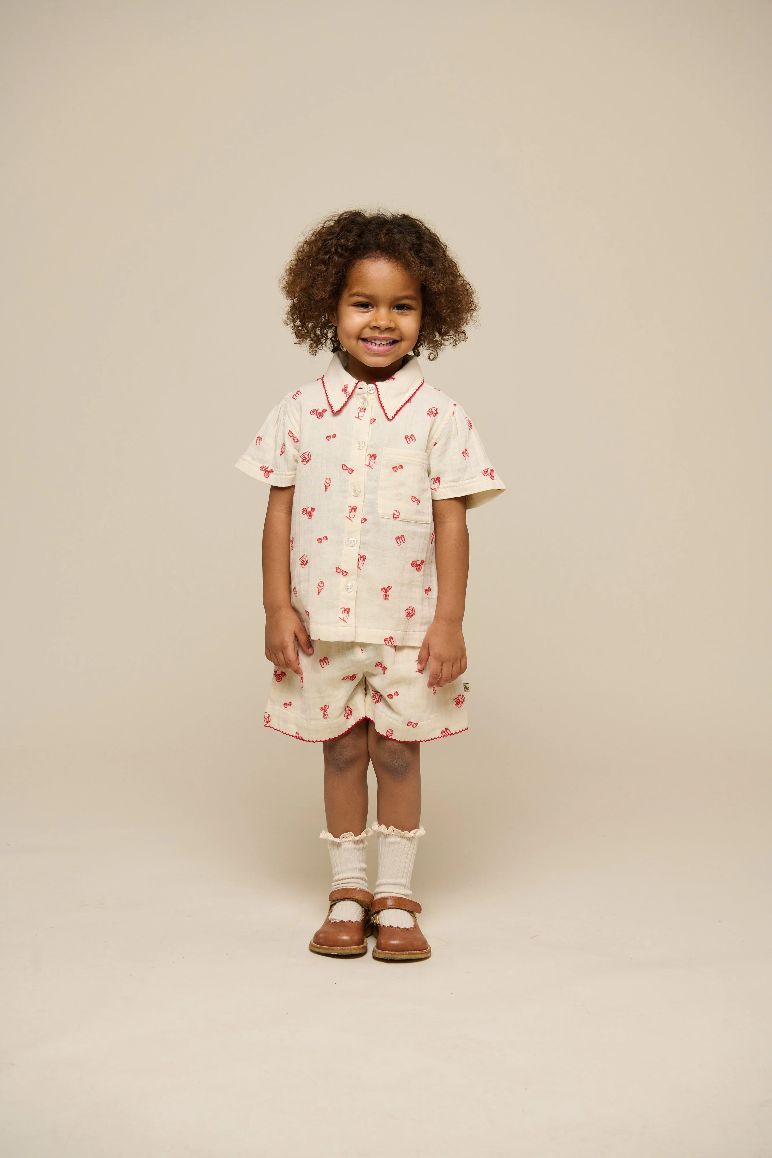 Bedrucktes Gaze Hemd und Shorts-Set - Kids - Offwhite/Cherry Red | 100972 Fiona - Image 2