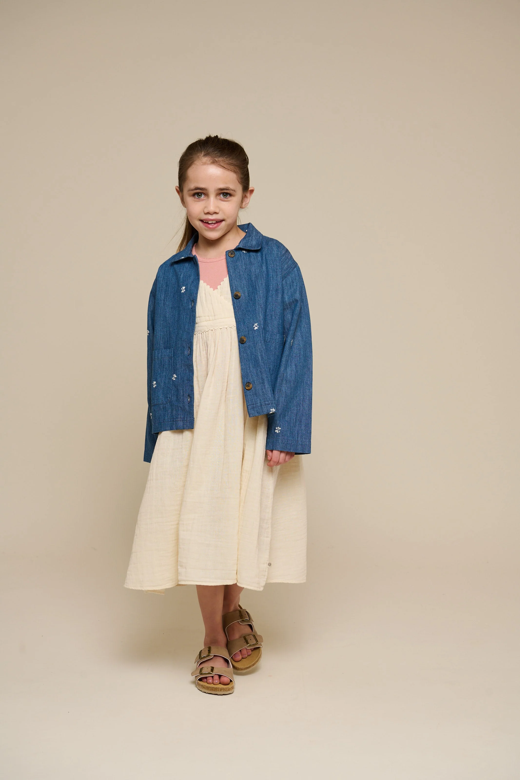 Bestickte Leichte Denim-Hemdenjacke - Tween - Blue Denim | 101082 Isabella - Image 2