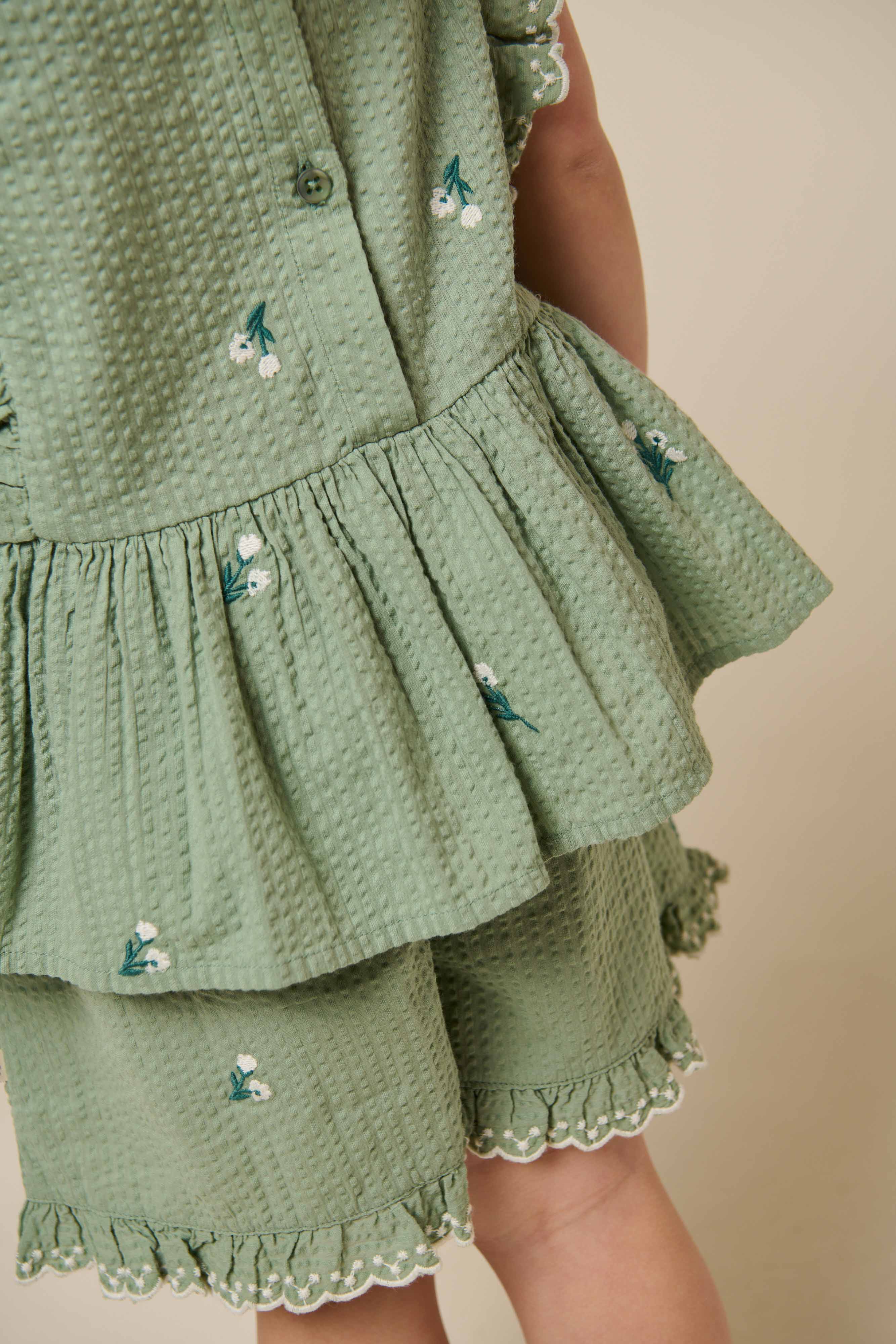 Bestickte Seersucker-Shorts - Kids - Dusty Green | 100984 Nora - Image 4