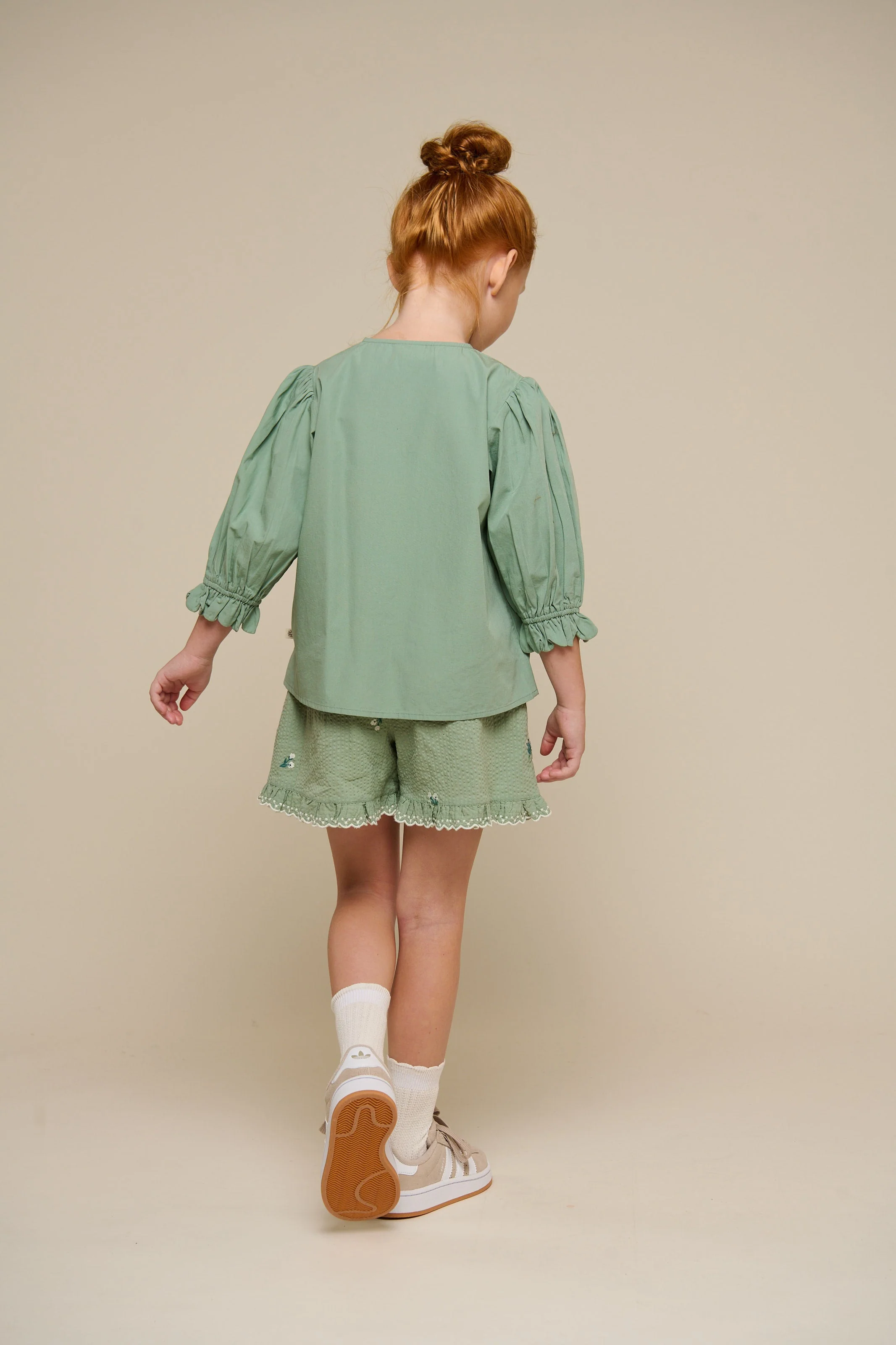 Bestickte Seersucker-Shorts - Tween - Dusty Green | 100985 Nora - Image 5