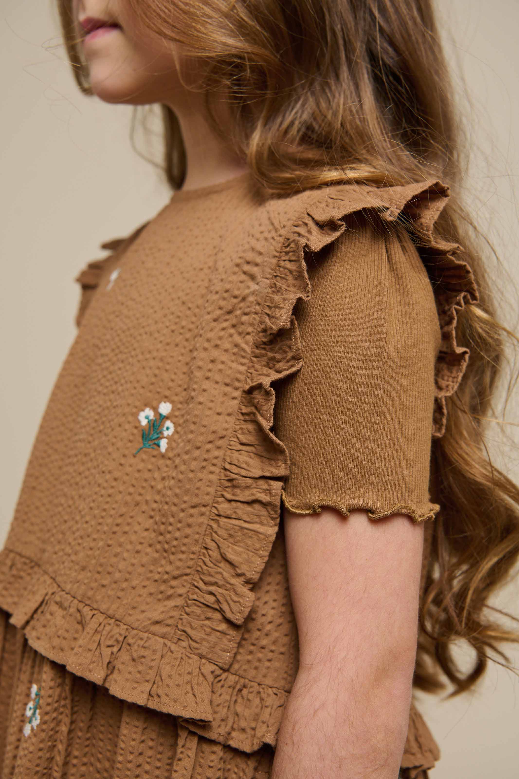 Besticktes Seersucker-Kleid - Tween - Coconut | 100979 Nora - Image 7