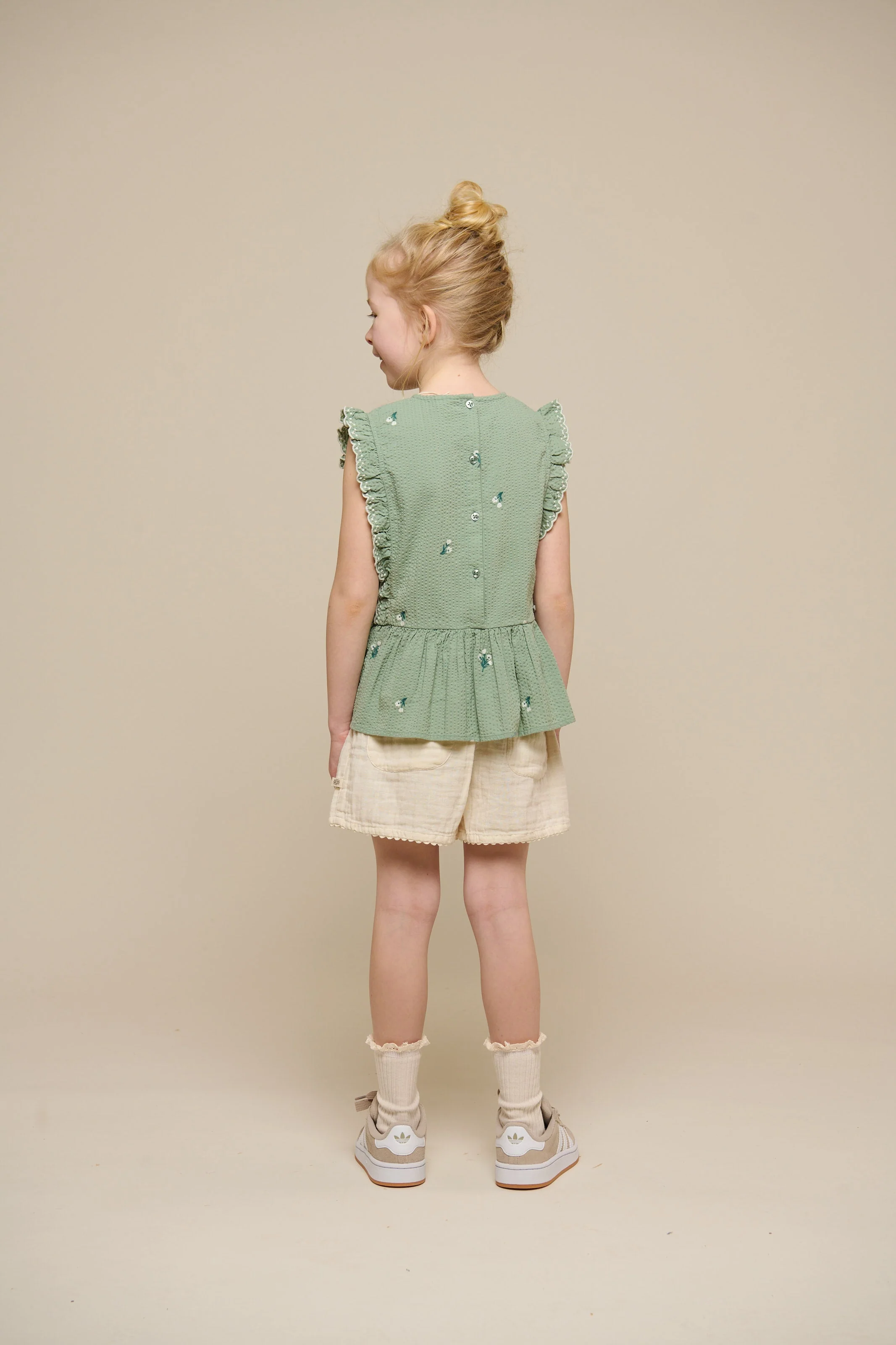 Besticktes Seersucker-Top - Tween - Dusty Green | 100981 Nora - Image 5