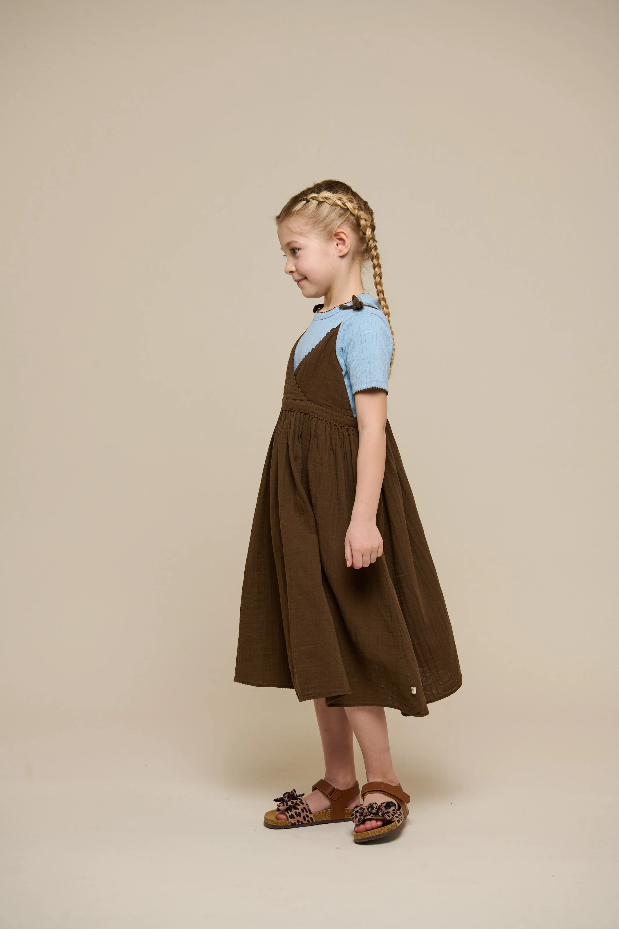Gaze-Trägerkleid - Tween - Dark Brown | 100910 Jasmine - Image 6