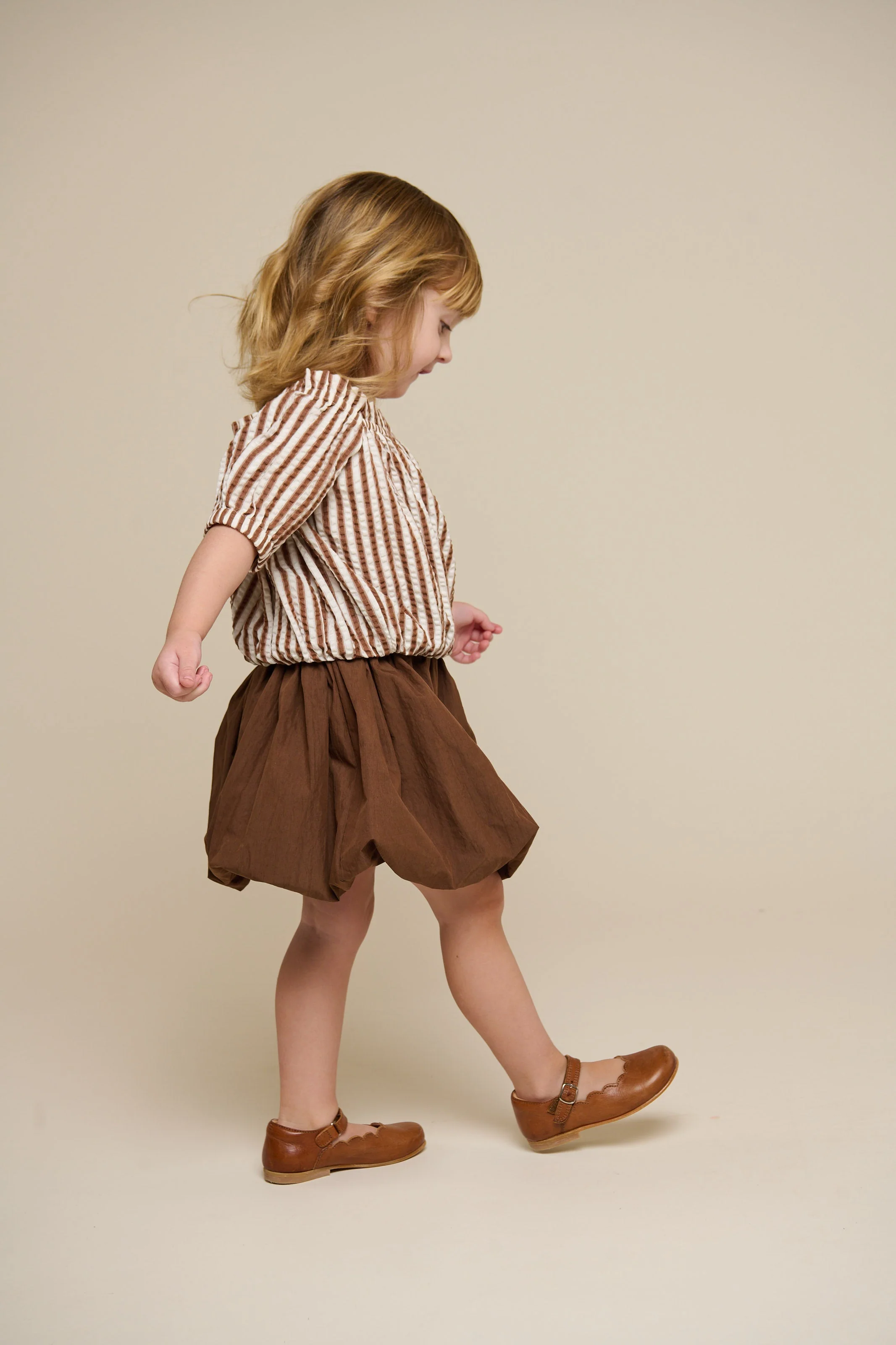 Gestreifte Seersucker-Top - Kids - Brown | 101191 Nadia - Image 4