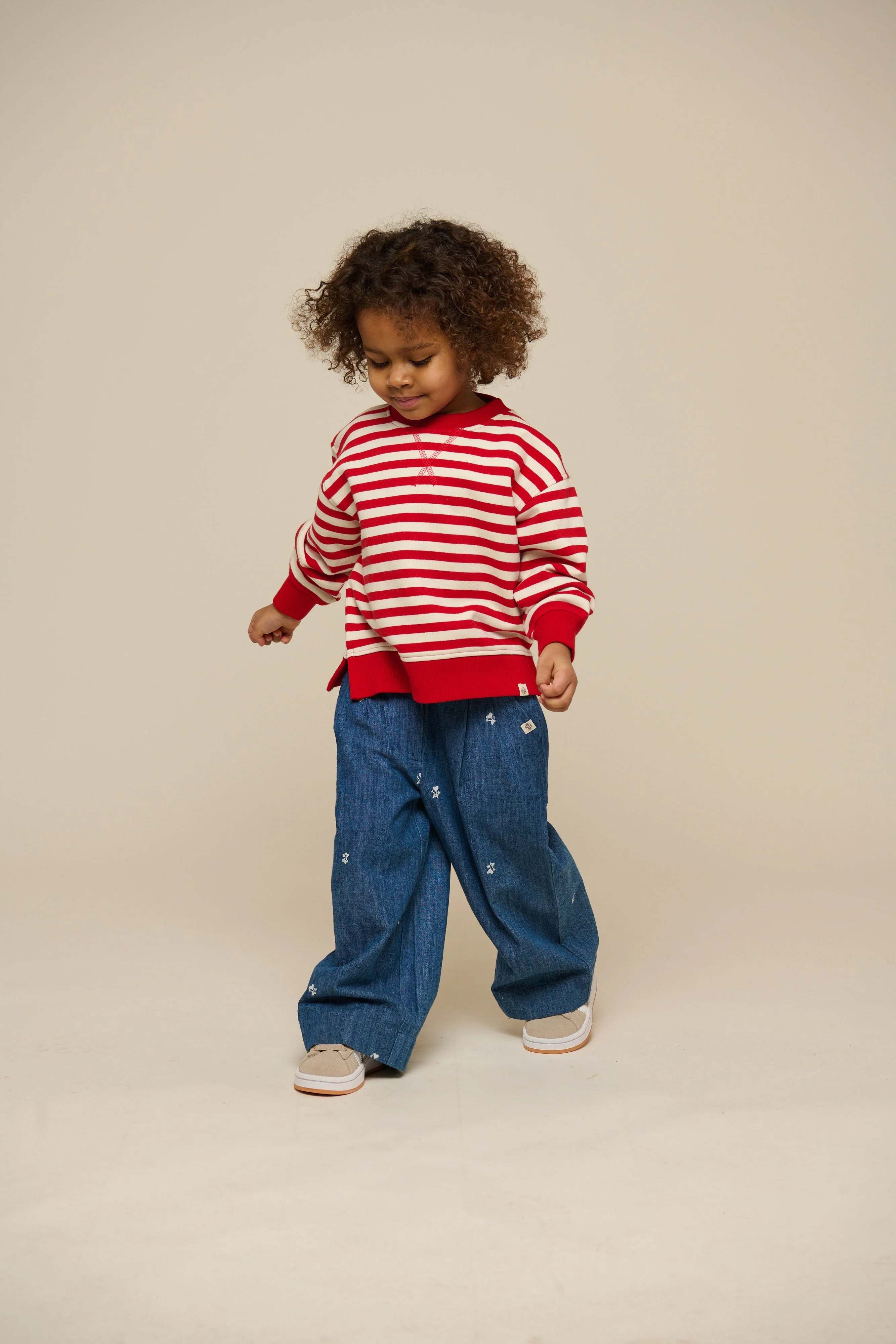 Gestreiftes Crewneck Sweatshirt - Kids - Cherry Red Stripe | 101342 Daniella - Image 6