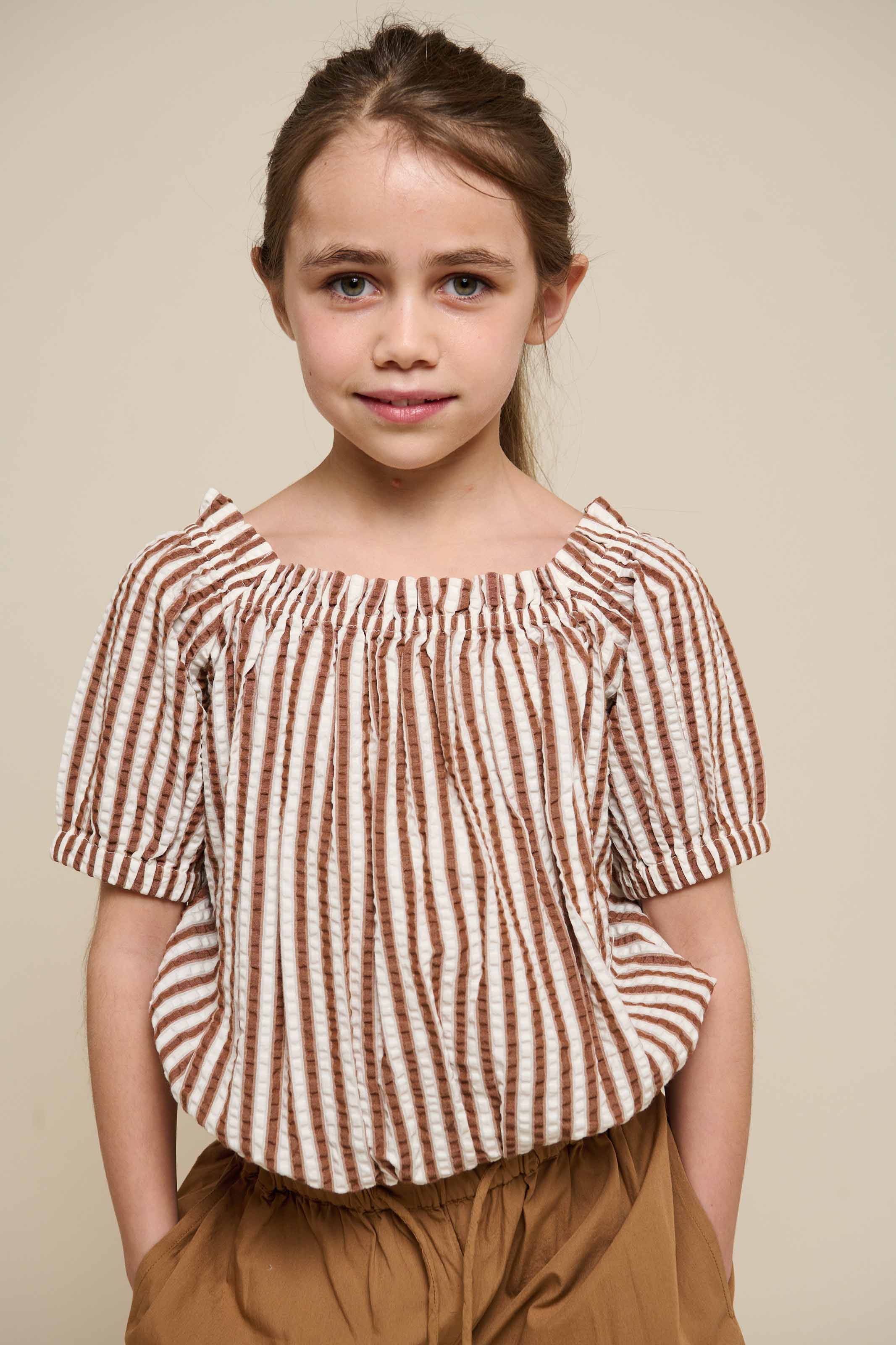 Gestreiftes Seersucker-Top - Tween - Brown | 101192 Nadia - Image 4