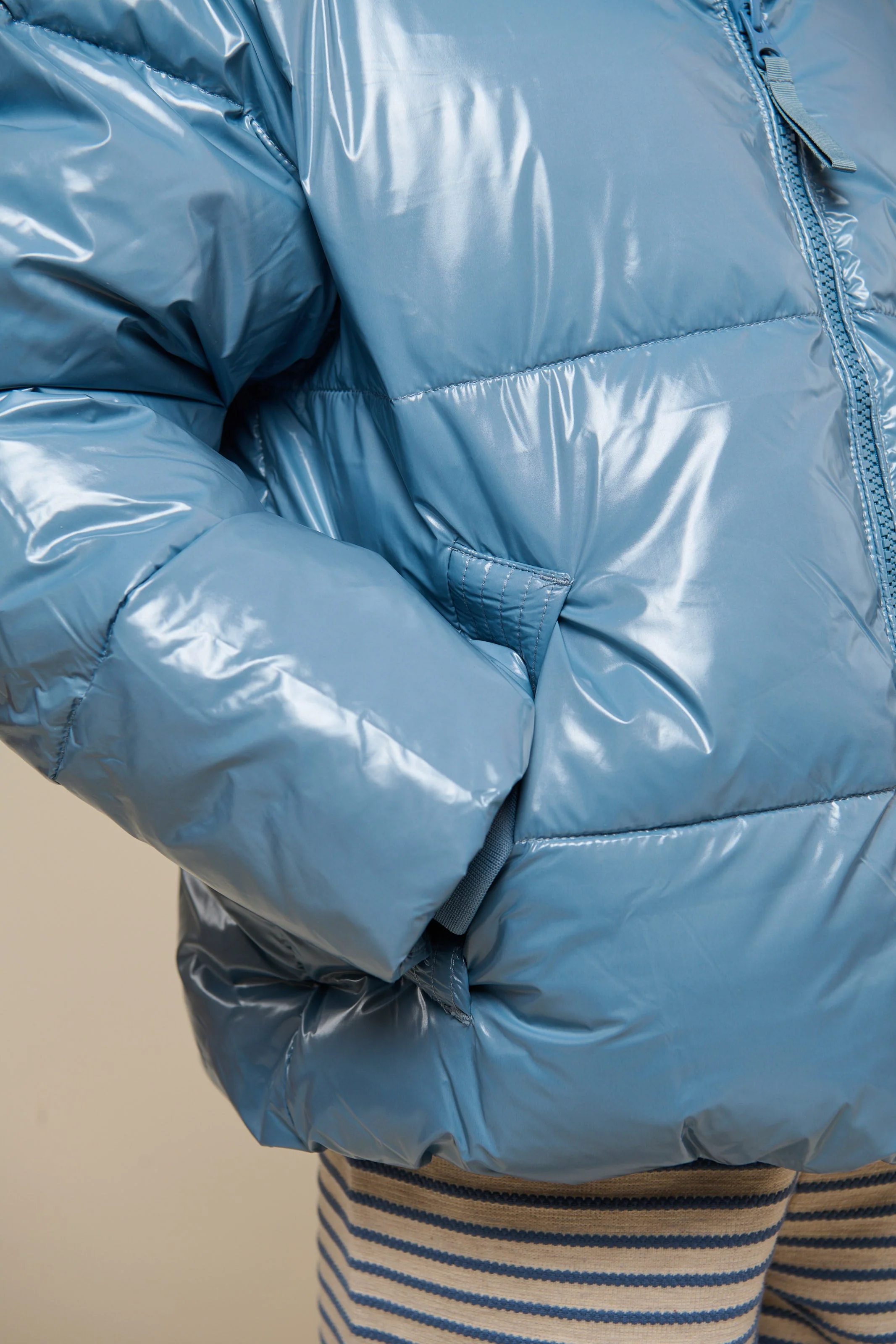 Glänzende Pufferjacke - Tween - Blue | 100533 Violet - Image 4