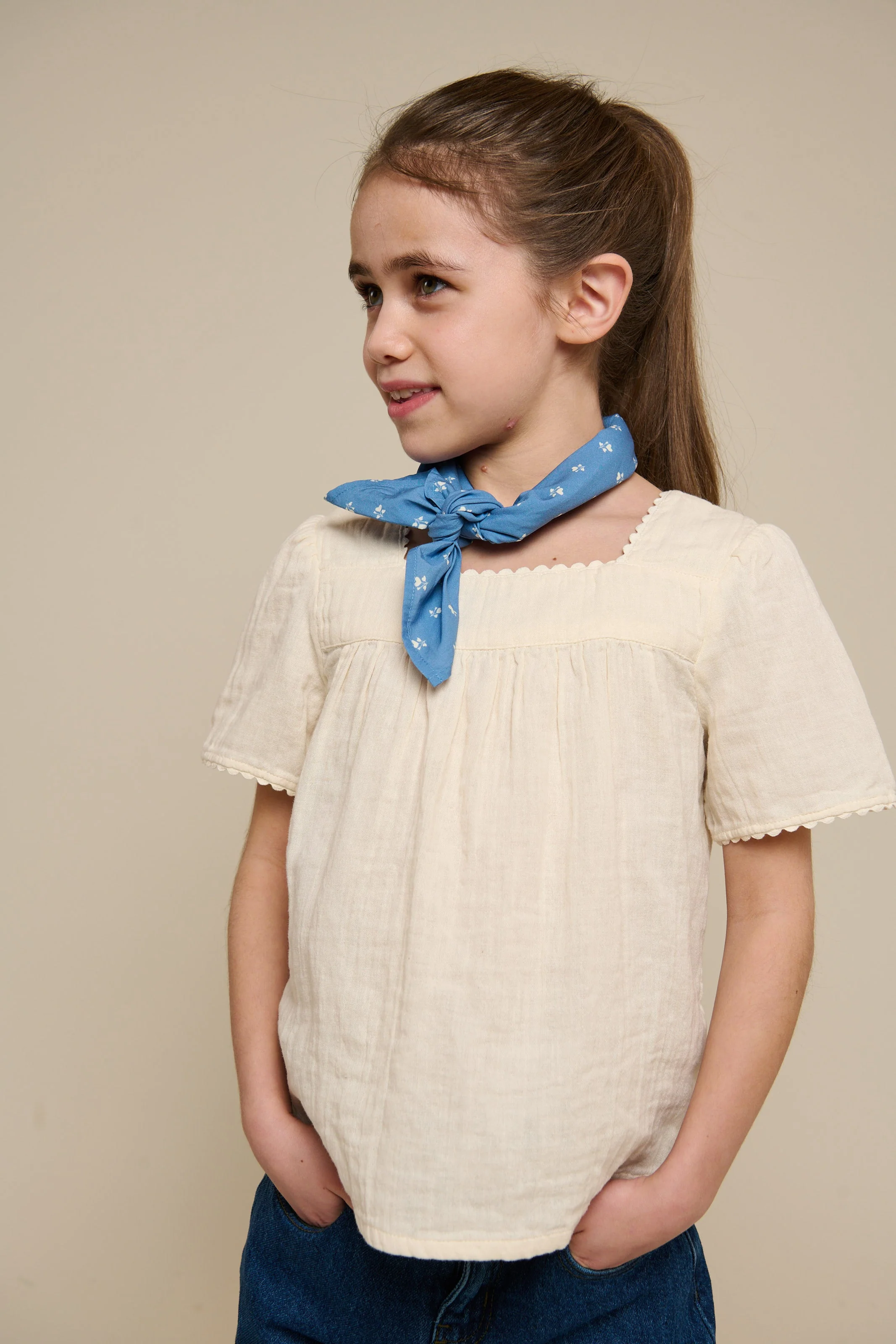 Kurzärmelige Bluse aus Gauze - Tween - Off White | 100919 Jasmine - Image 4