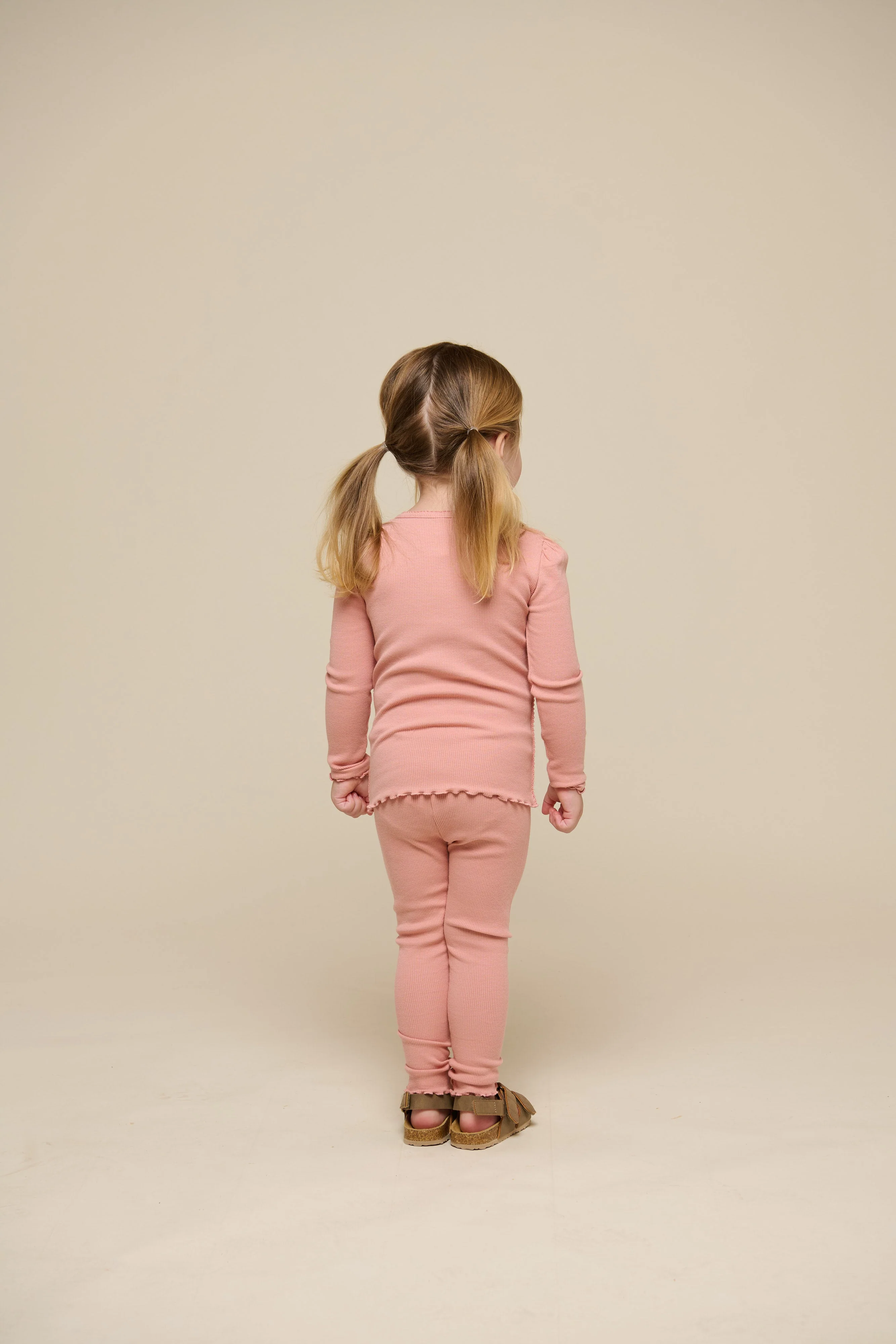 LangÀrmeliges T-Shirt aus Modalripp - Kids - Rose Tan | 101306 Lottie - Image 4
