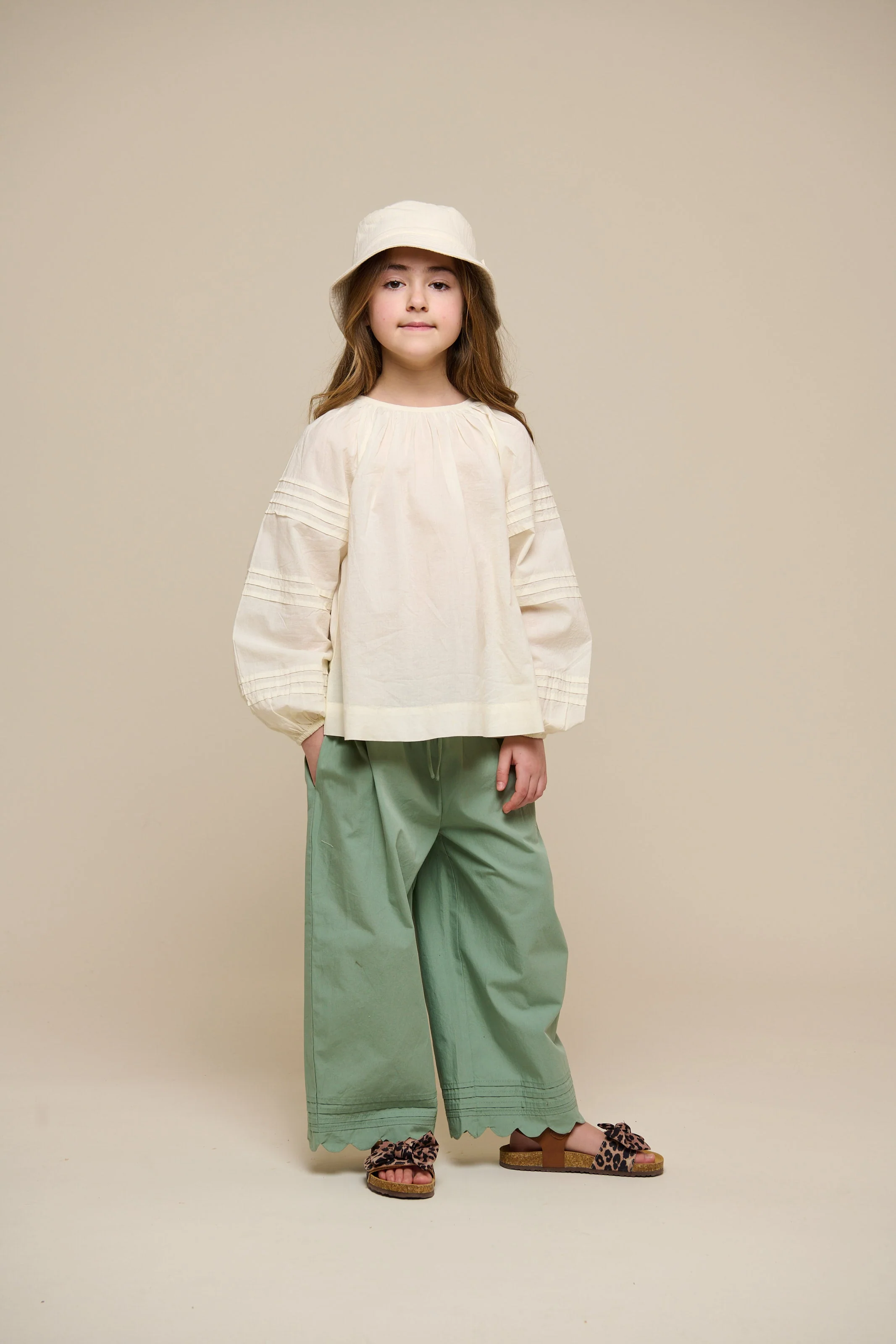 Popelinehose mit Muschelkante - Tween - Dusty Green | 101080 Joy - Image 5