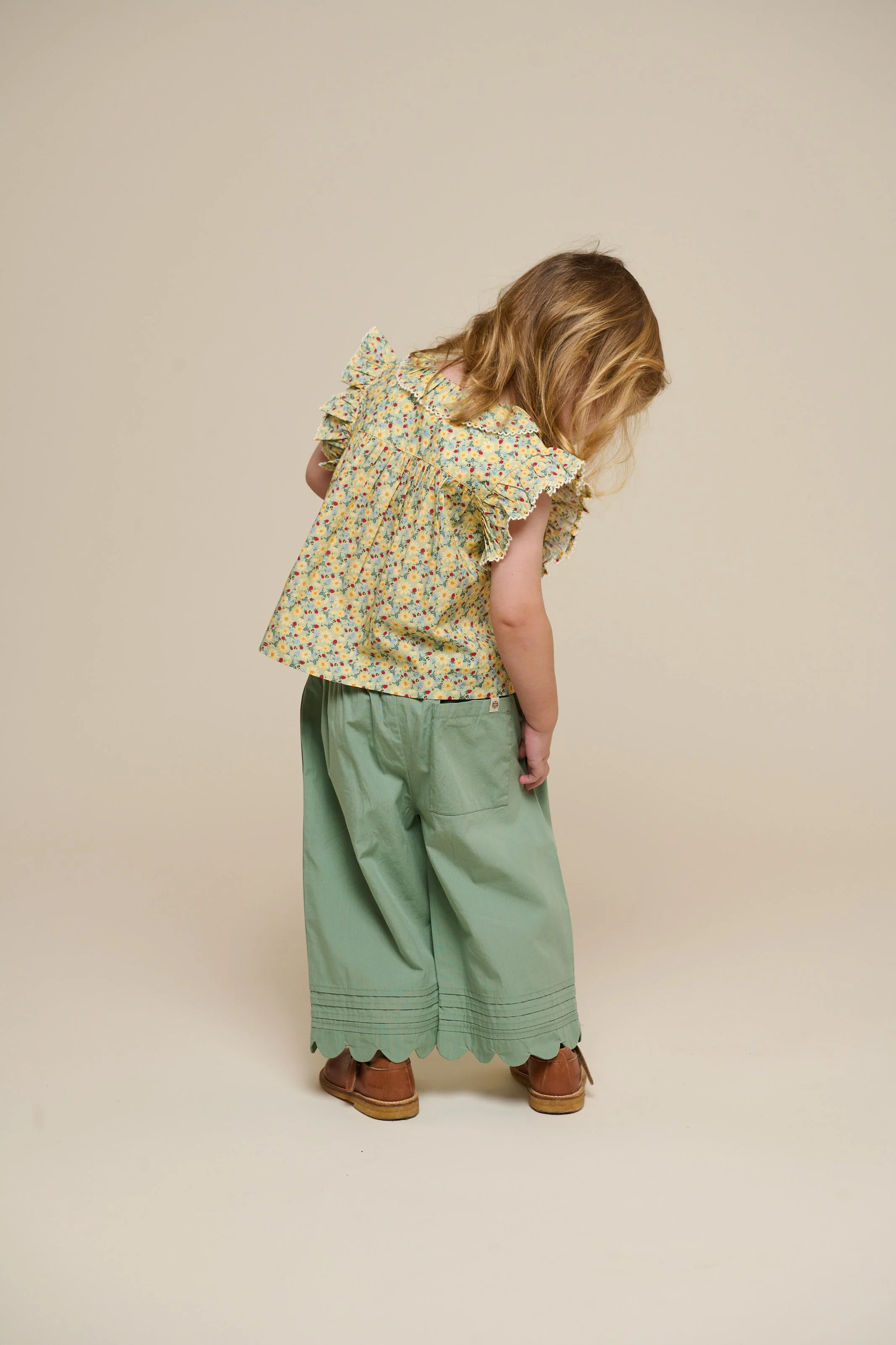 Poplin-Top mit Blumenmuster und Rüsche - Kids - Green | 100950 Poppy - Image 5