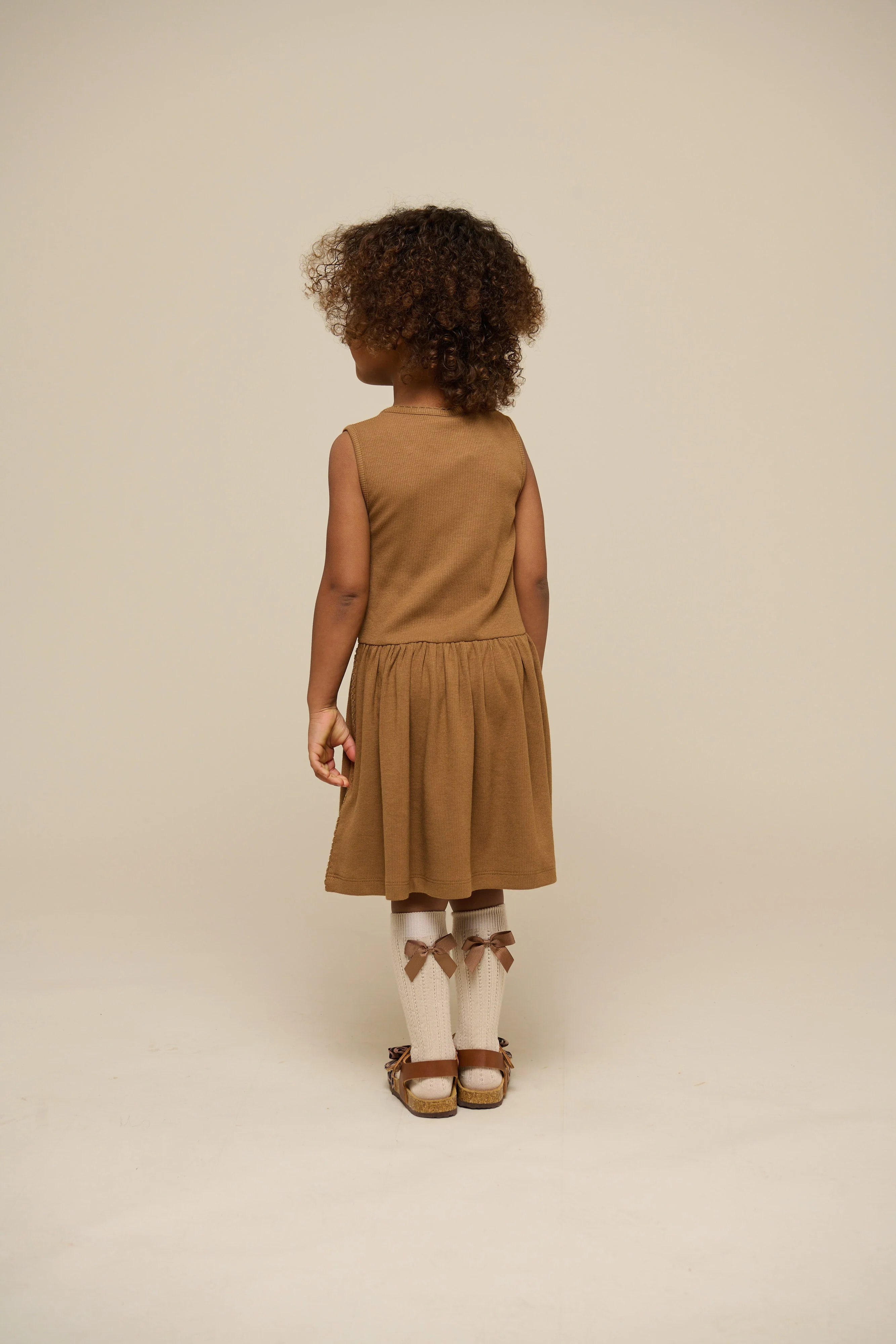 Ärmelloses Kleid aus Modalripp - Kids - Coconut | 101297 Lottie - Image 4