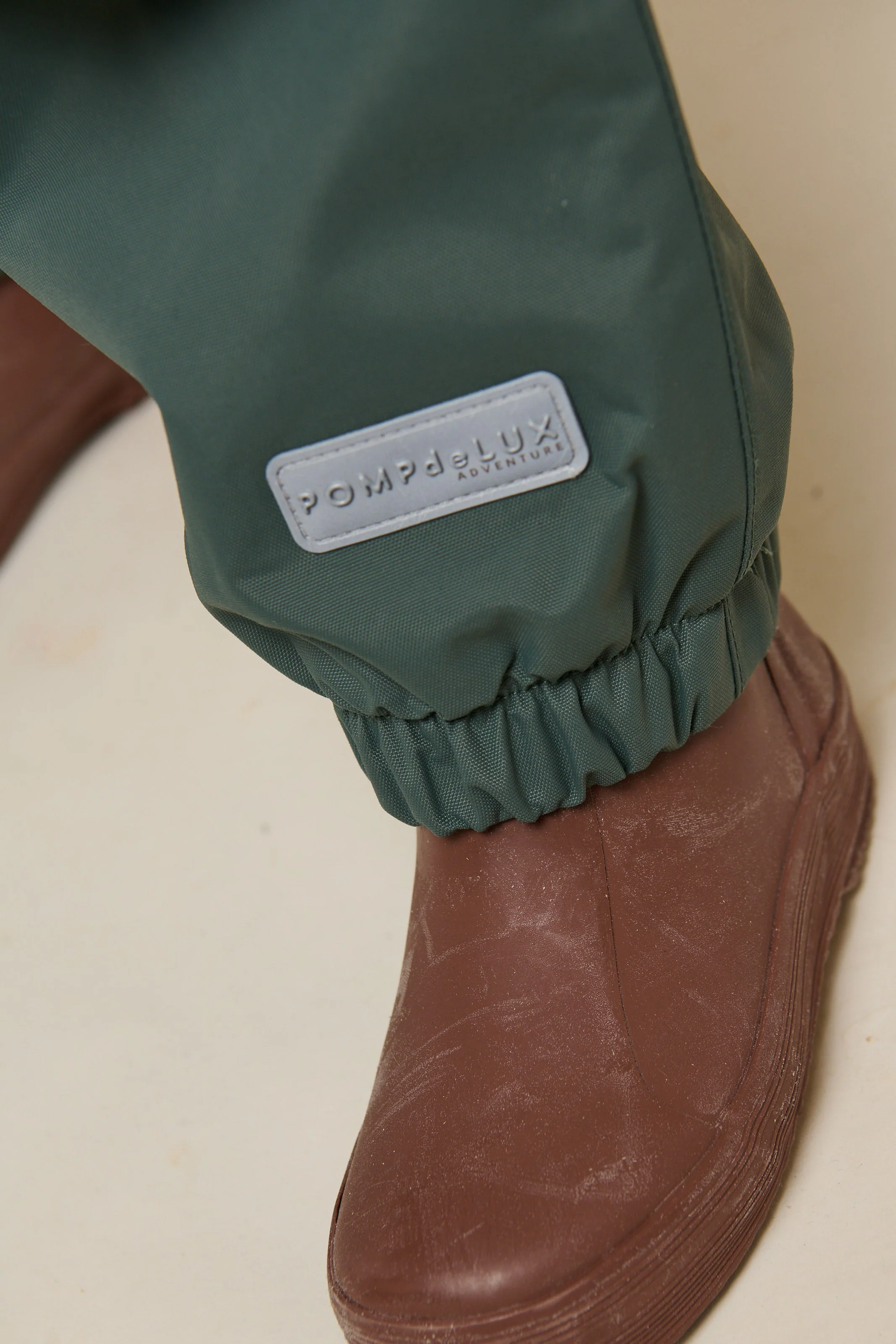 Shell Hose - Kids - Dusty Dark Green | 100507 Dundee - Image 4