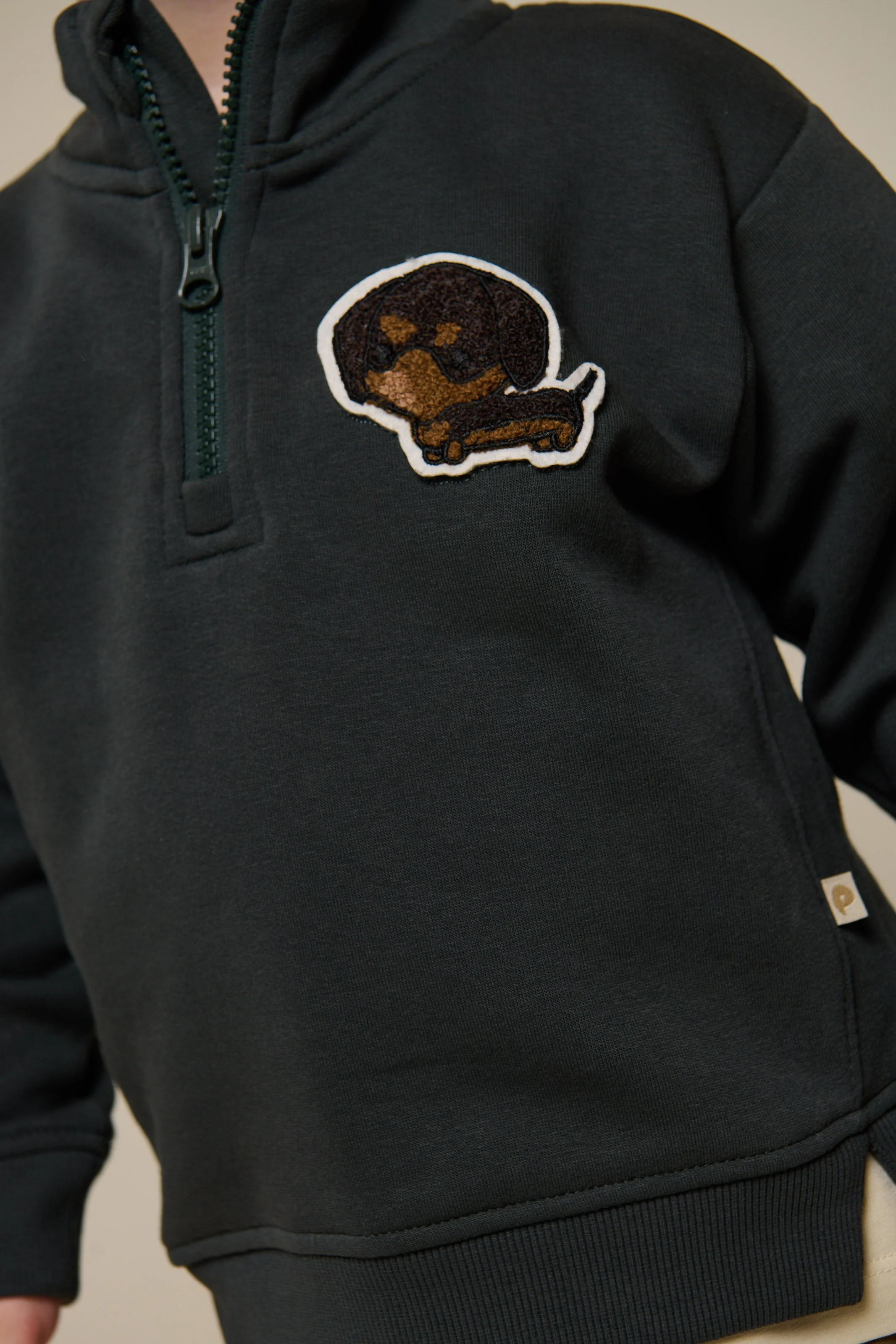 Sweatshirt mit halbem Reißverschluss - Kids - Forest Green | 100810 Tristan - Image 4