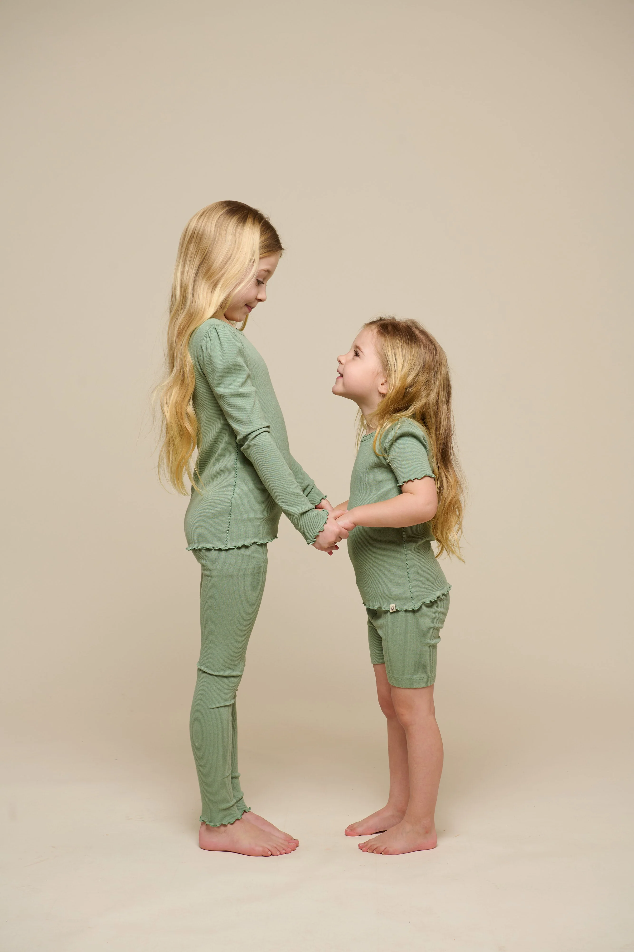 T-Shirt aus Modalripp - Tween - Dusty Green | 101303 Lottie - Image 2